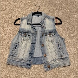 American Eagle Light Blue Denim Vest